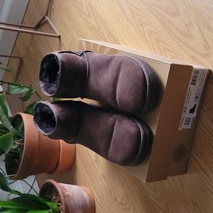 Women's Uggs